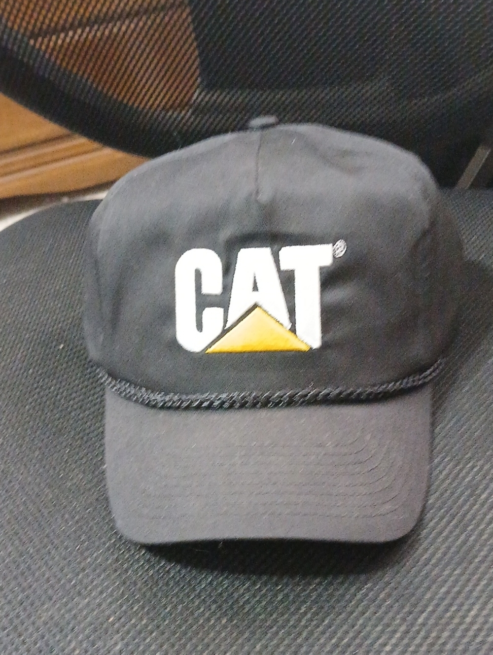 Caterpillar Black Cap